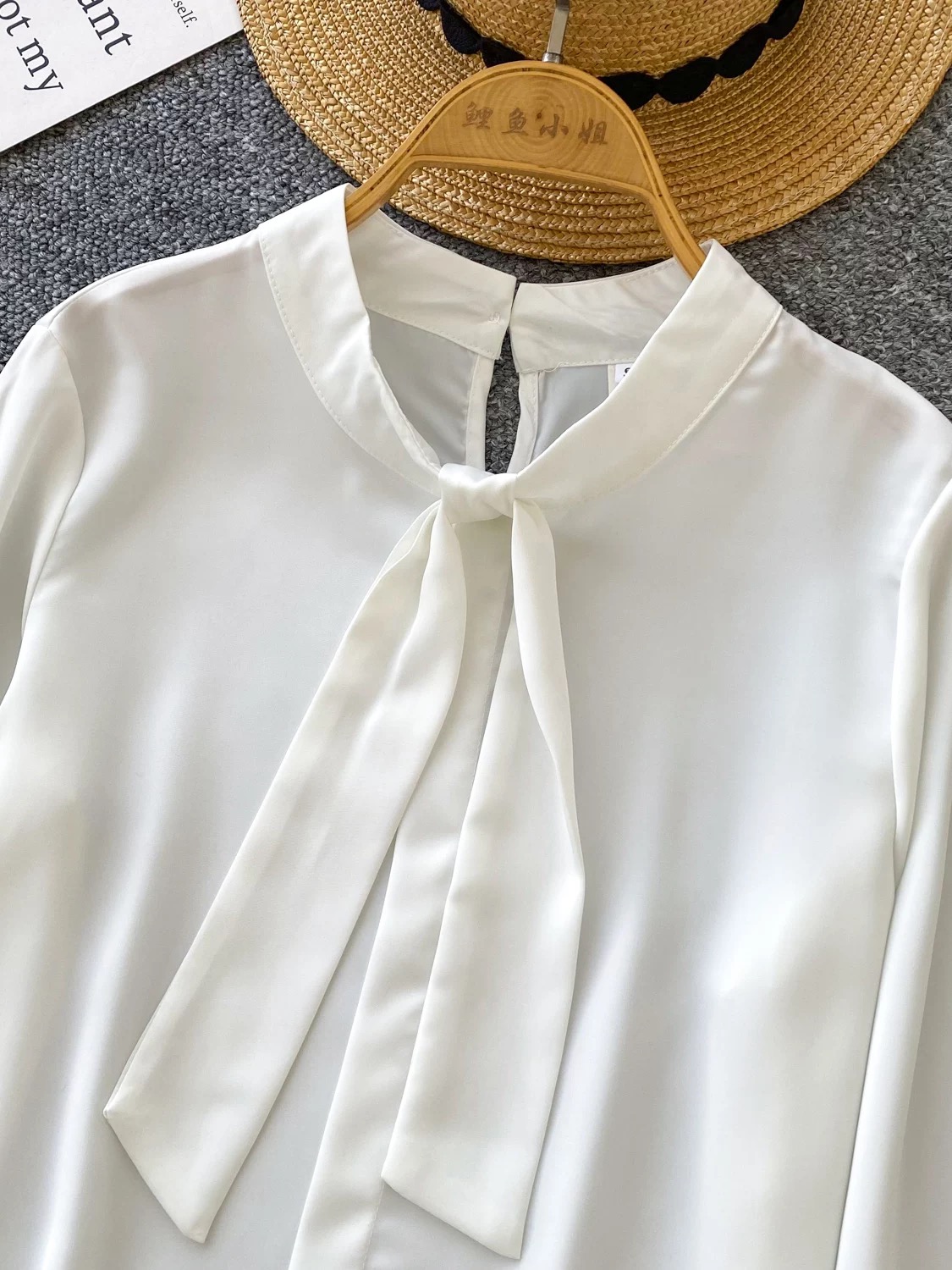 Getting into it blouse BE435 images